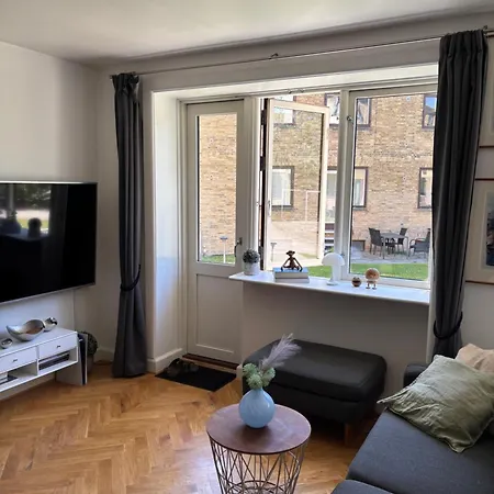 Cozy Flat Close To The City, Terrace &free Parking Kopenhagen