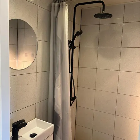 Appartement Cozy Flat Close To The City, Terrace &free Parking